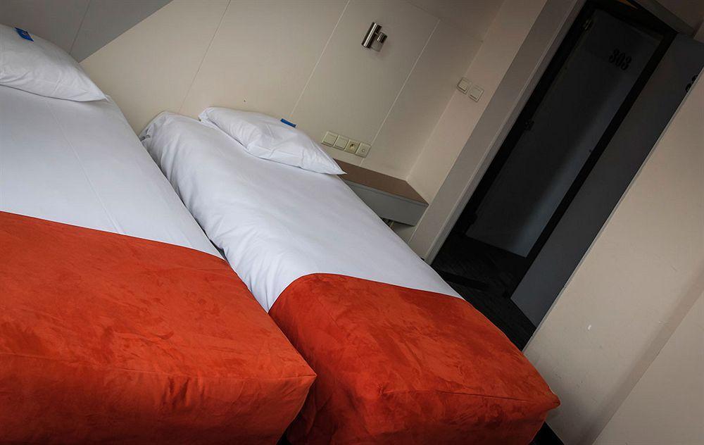 Green Hotel Genk Extérieur photo